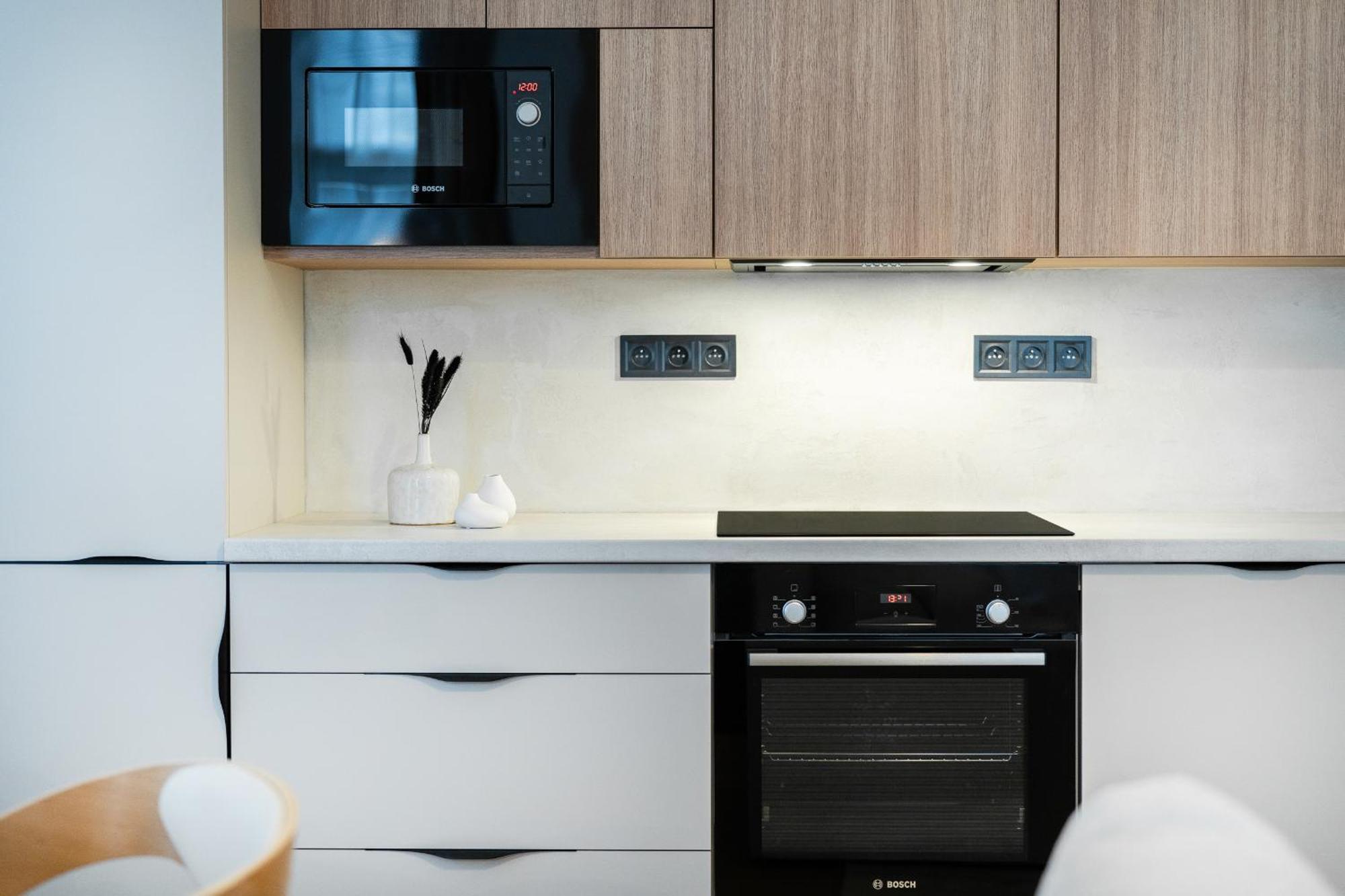 Cozy Wenceslas Square 700m Apartment, * Praha